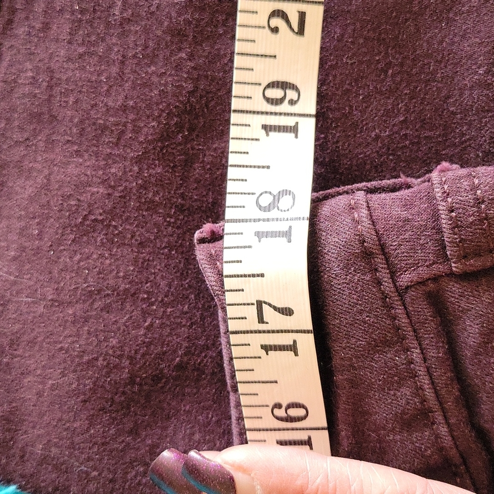 Universal Thread jeans - Picture 3 of 6